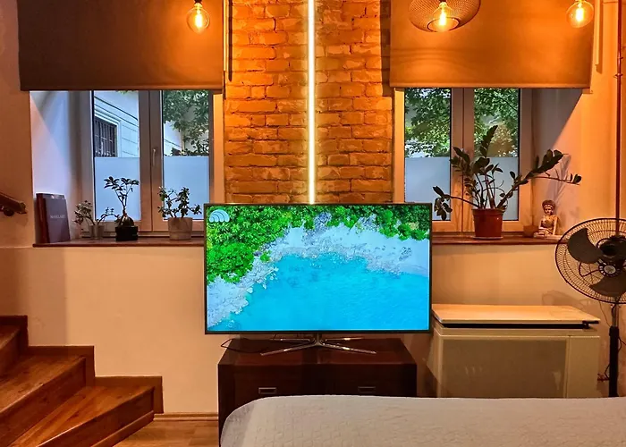 Stylish Natural With Sauna - Heroes Square
