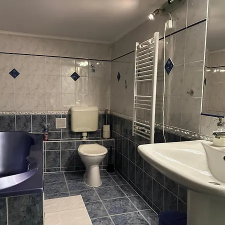Stylish Natural With Sauna - Heroes Square *