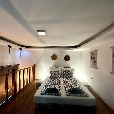 Appartement Stylish Natural With Sauna - Heroes Square