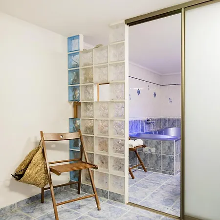 Stylish Natural With Sauna - Heroes Square Apartmán Budapešť
