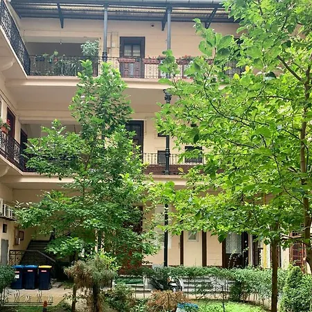 Stylish Natural With Sauna - Heroes Square Budapest