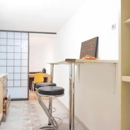 Stylish Natural With Sauna - Heroes Square *