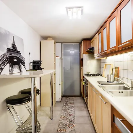 Stylish Natural With Sauna - Heroes Square Apartamento